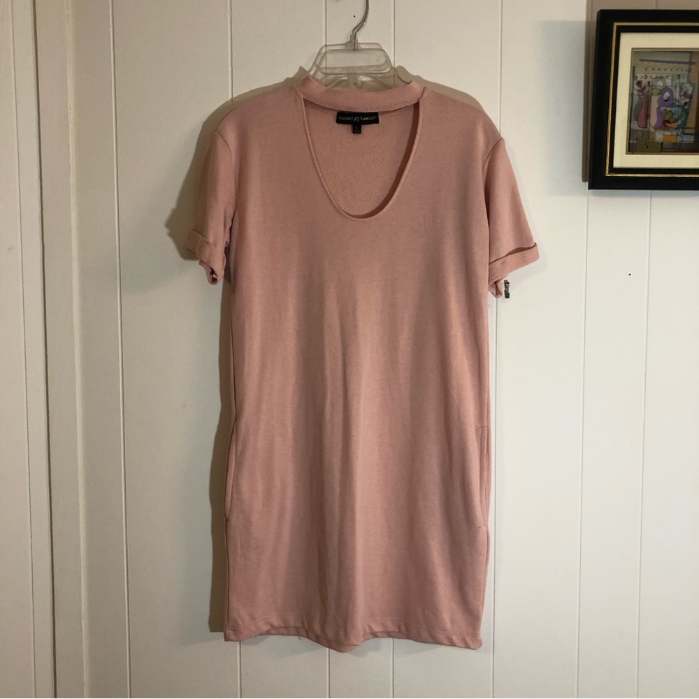 Almost Famous Dusty Rose Neck Choker Mini Dress Large